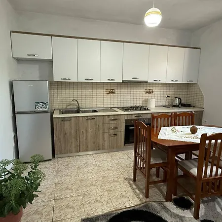 Guest House Tirana Τίρανα